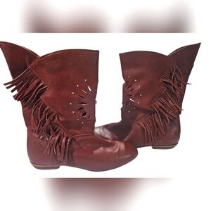 ARMADILLA Leather Fringe Cutout Slouchy Slide On Boot. Size 6.5